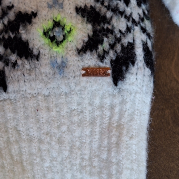 ❤Victoria's Secret XL Sweater PINK Cropped Long-Sleeved White Black Green V-Neck - Picture 9 of 12